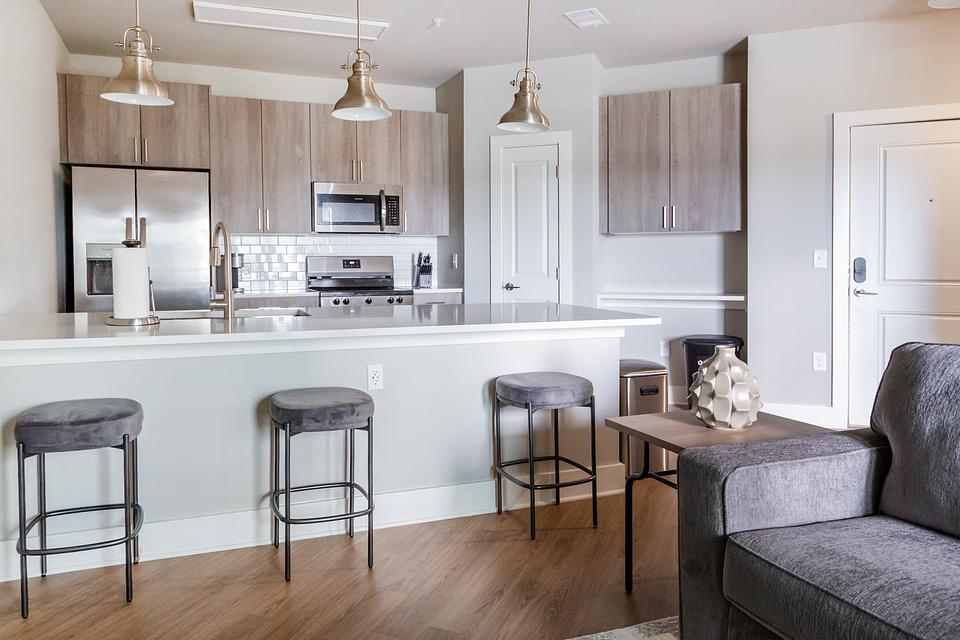 These photos are from another Landing in this building.