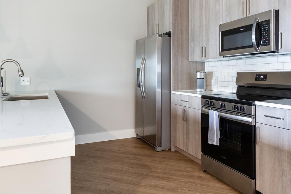 These photos are from another Landing in this building.