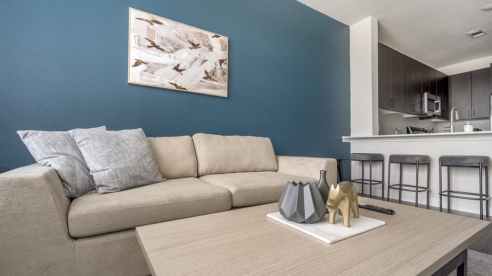 These photos are from another Landing in this building.