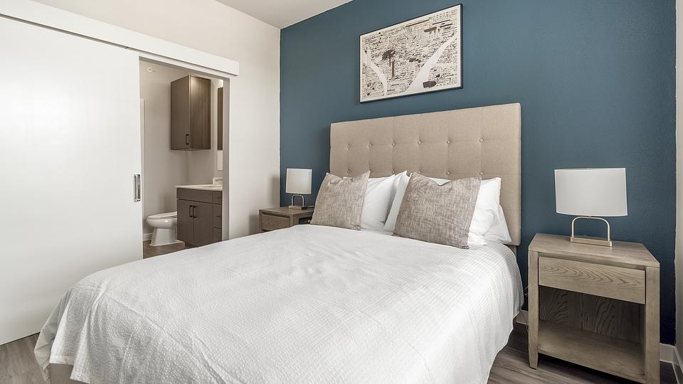 These photos are from another Landing in this building.