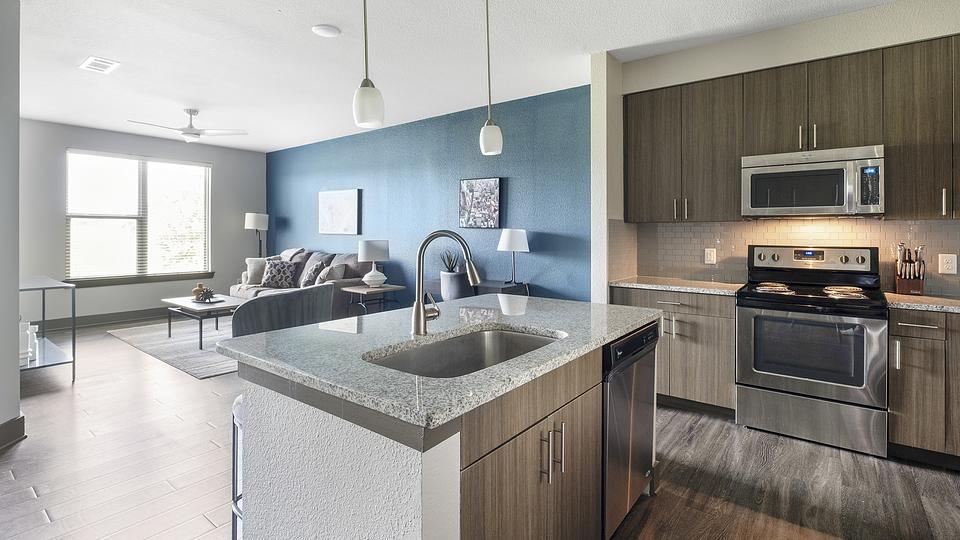 These photos are from another Landing in this building.