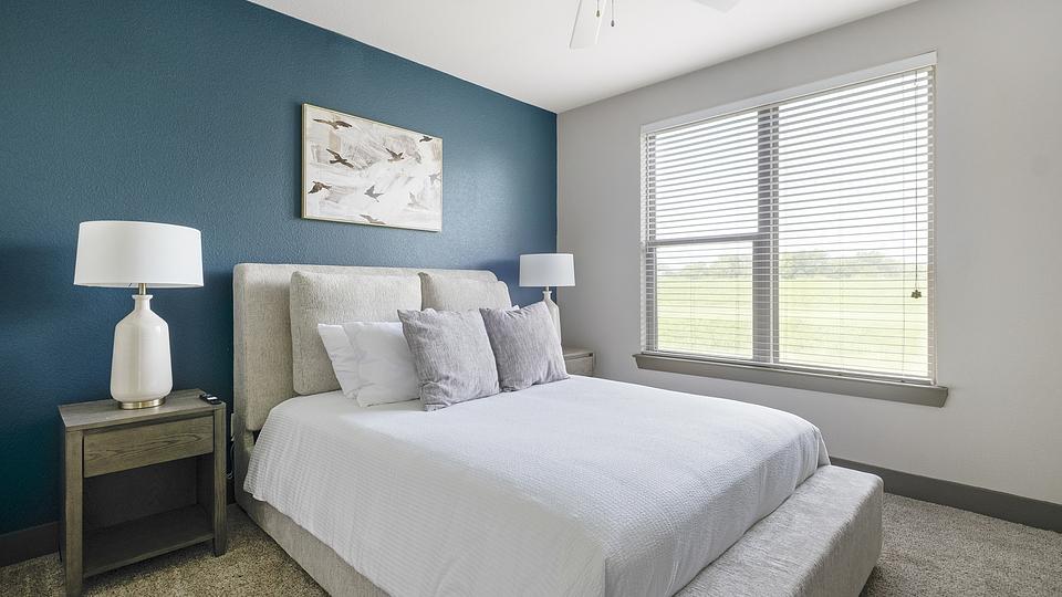 These photos are from another Landing in this building.