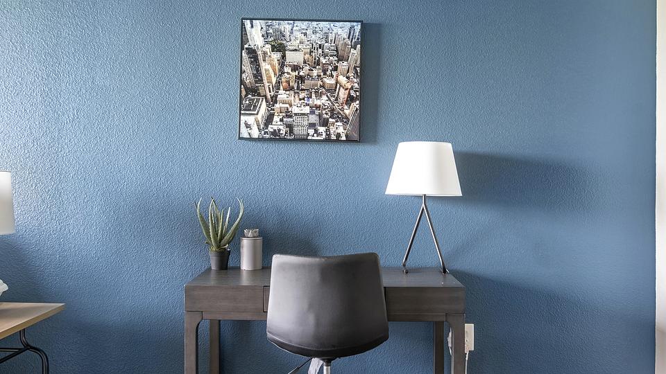 These photos are from another Landing in this building.