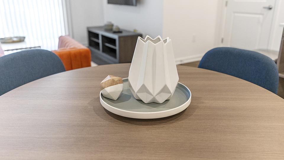 These photos are from another Landing in this building.