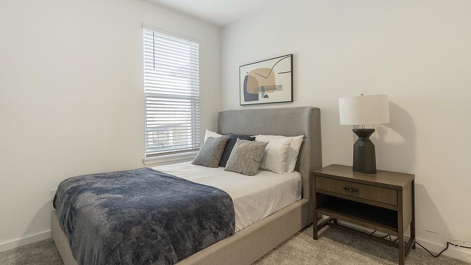 These photos are from another Landing in this building.