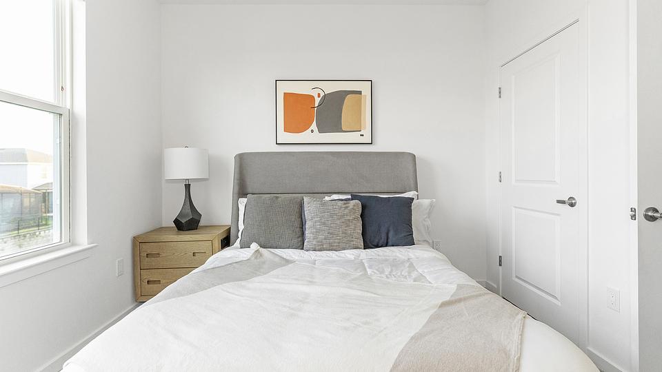 These photos are from another Landing in this building.