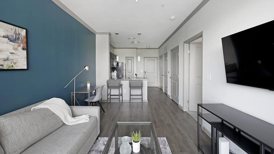 These photos are from another Landing in this building.