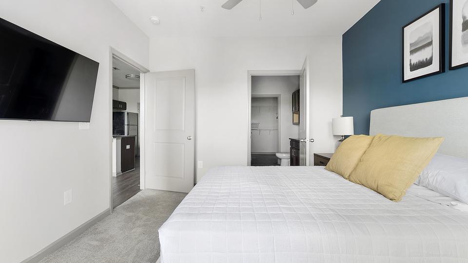 These photos are from another Landing in this building.