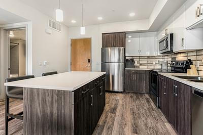 222 Saratoga 313