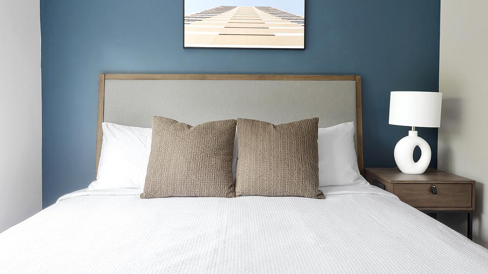 These photos are from another Landing in this building.