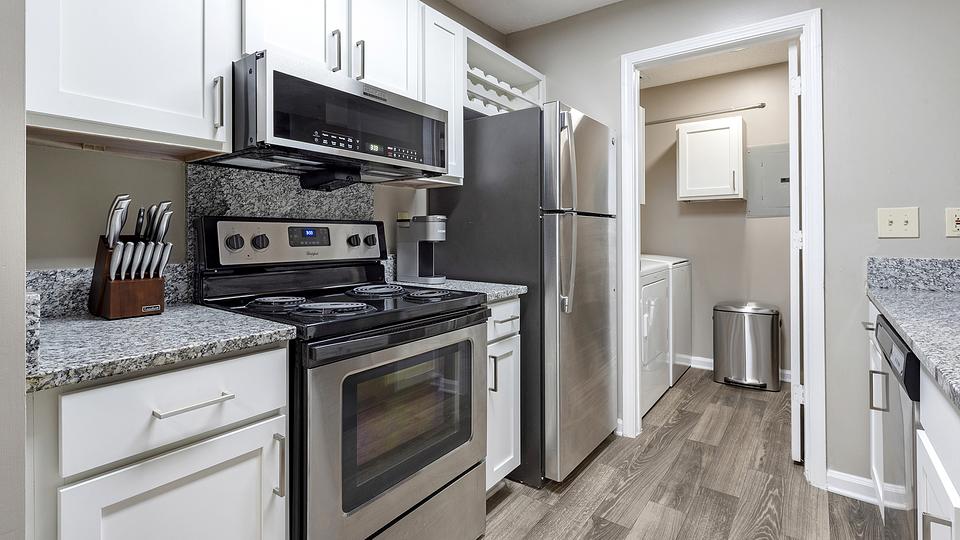 These photos are from another Landing in this building.