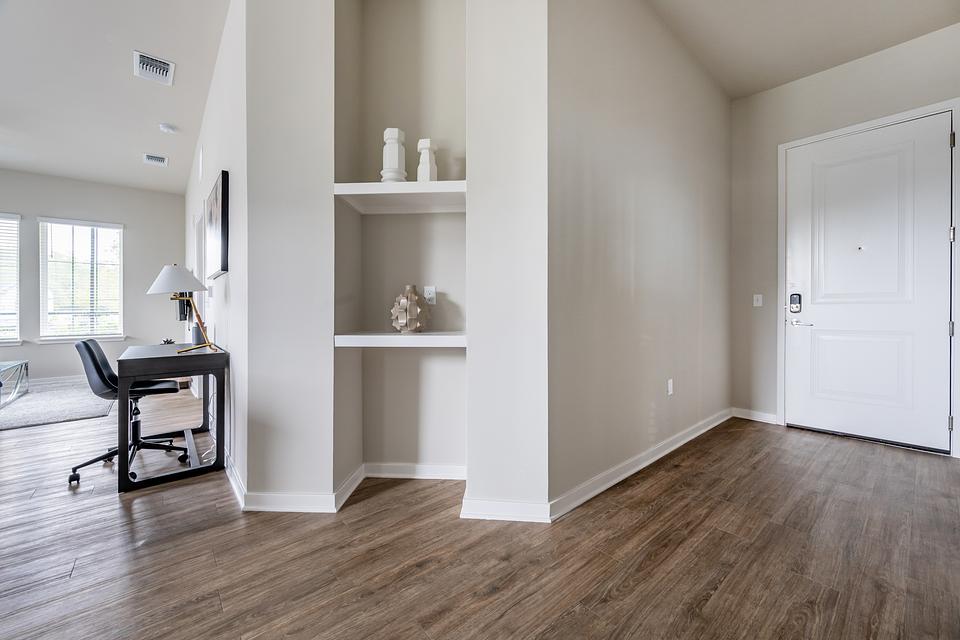 These photos are from another Landing in this building.