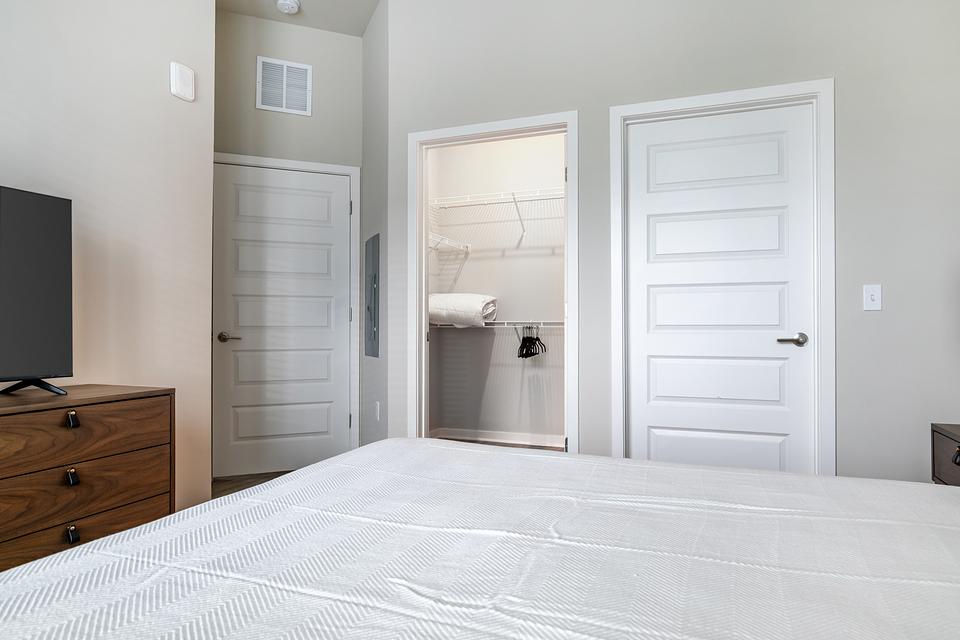 These photos are from another Landing in this building.