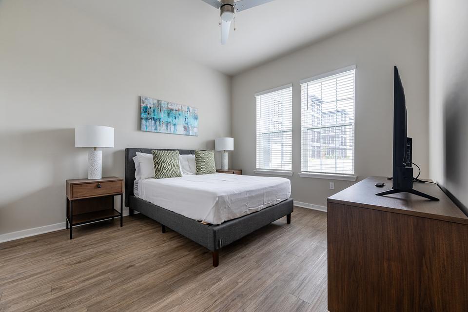 These photos are from another Landing in this building.