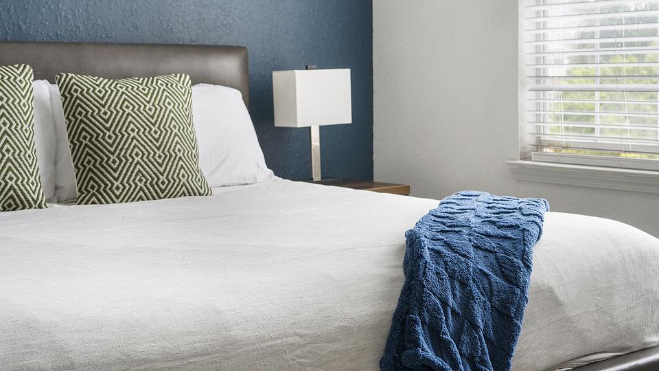 These photos are from another Landing in this building.