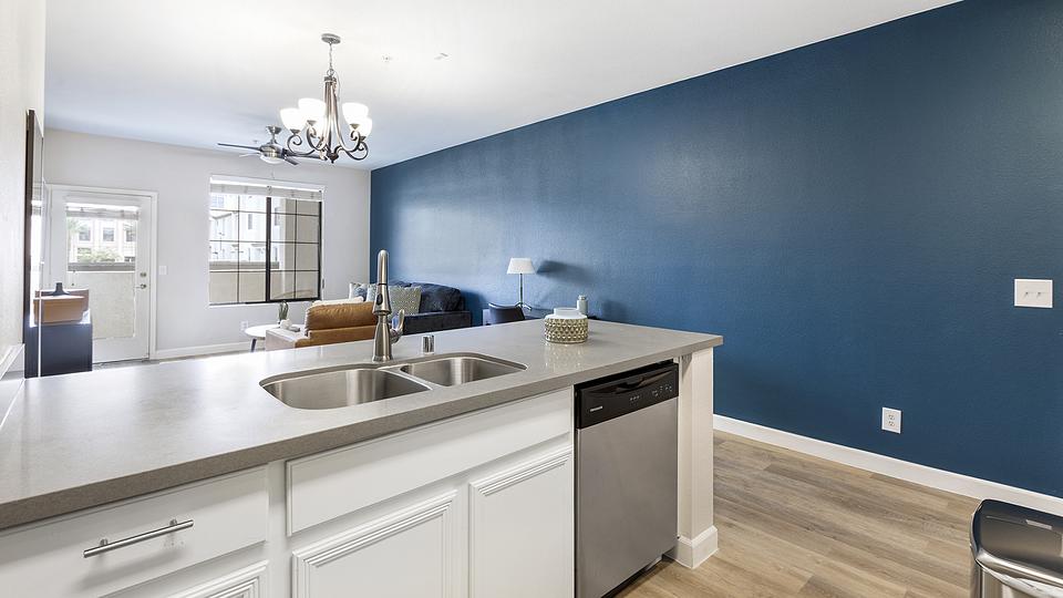 These photos are from another Landing in this building.