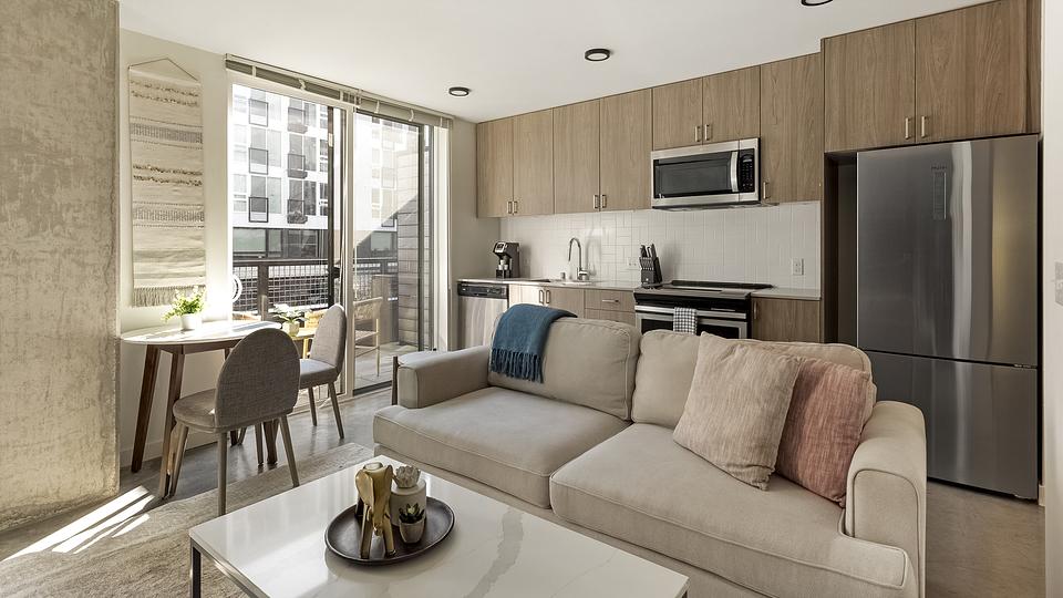 These photos are from another Landing in this building.