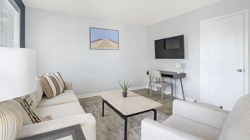 These photos are from another Landing in this building.