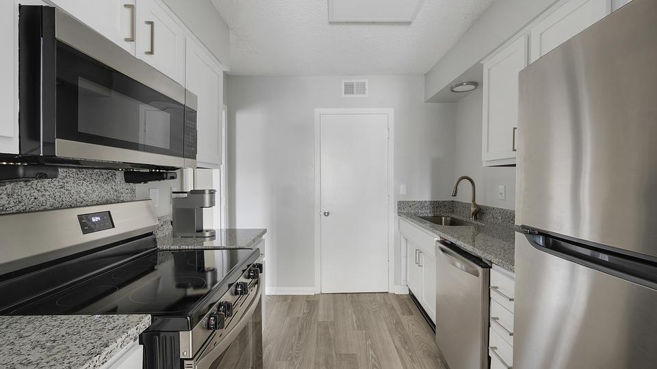 These photos are from another Landing in this building.