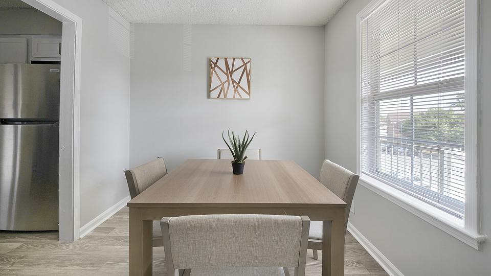 These photos are from another Landing in this building.