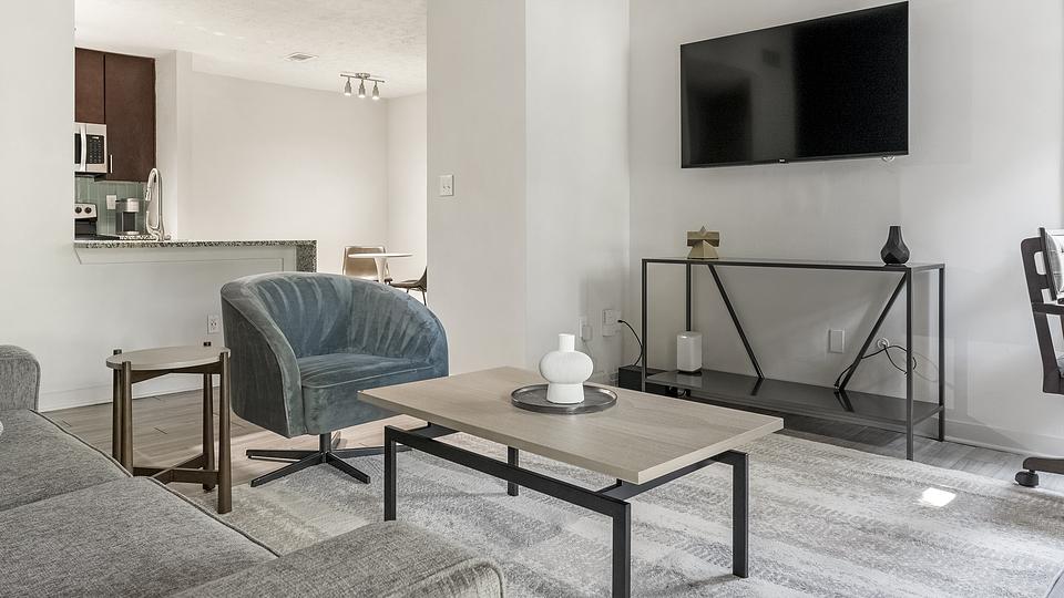 These photos are from another Landing in this building.