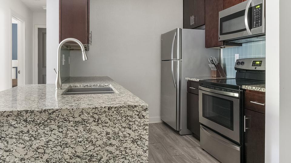 These photos are from another Landing in this building.