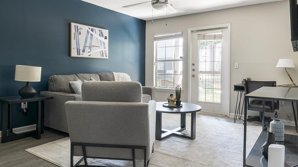 These photos are from another Landing in this building.