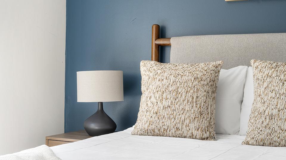 These photos are from another Landing in this building.