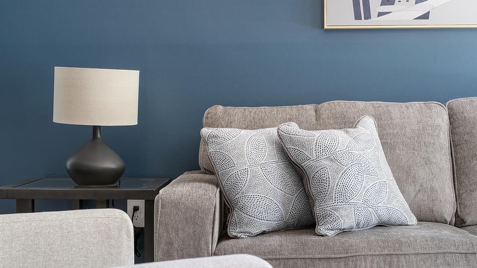 These photos are from another Landing in this building.