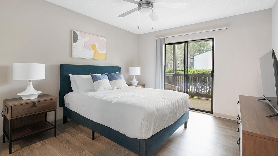 These photos are from another Landing in this building.