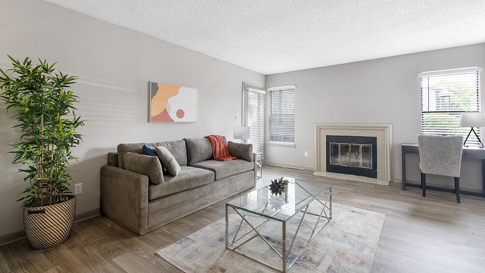 These photos are from another Landing in this building.