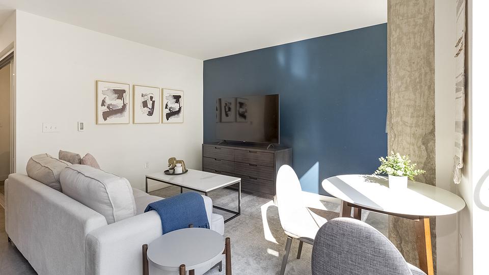 These photos are from another Landing in this building.