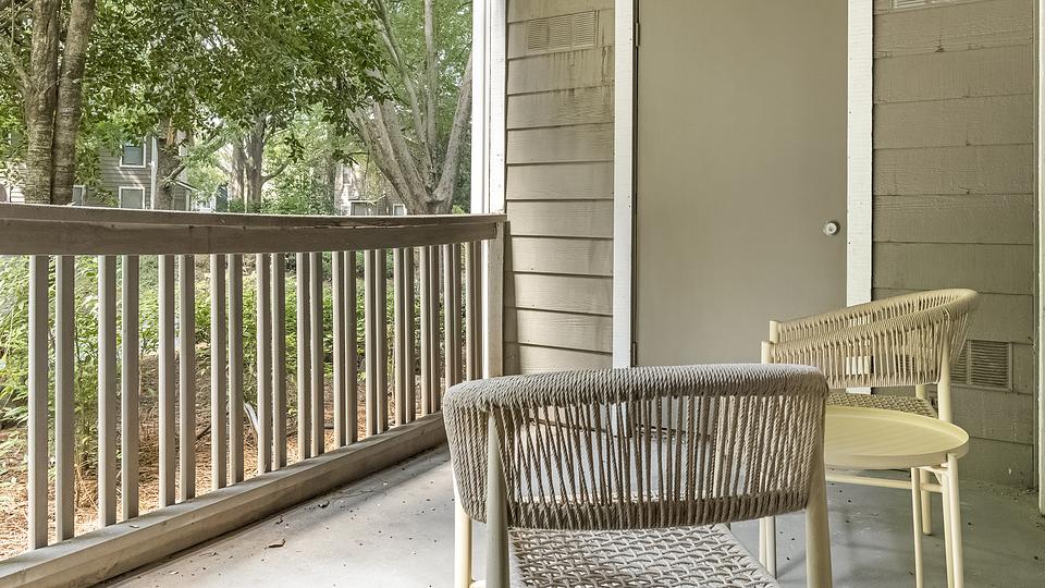 These photos are from another Landing in this building.