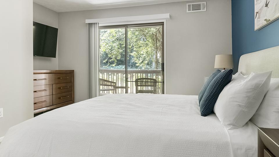 These photos are from another Landing in this building.