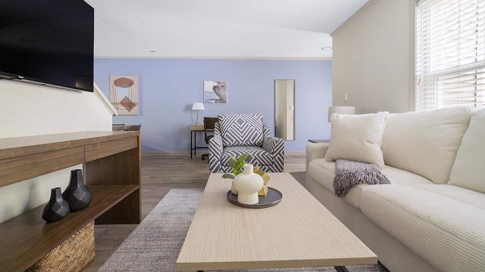 These photos are from another Landing in this building.