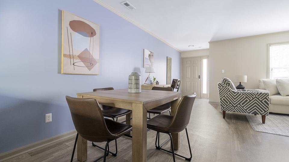 These photos are from another Landing in this building.