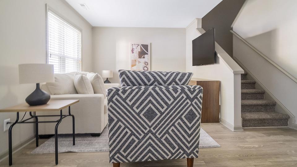 These photos are from another Landing in this building.