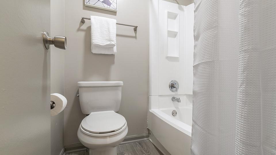 These photos are from another Landing in this building.