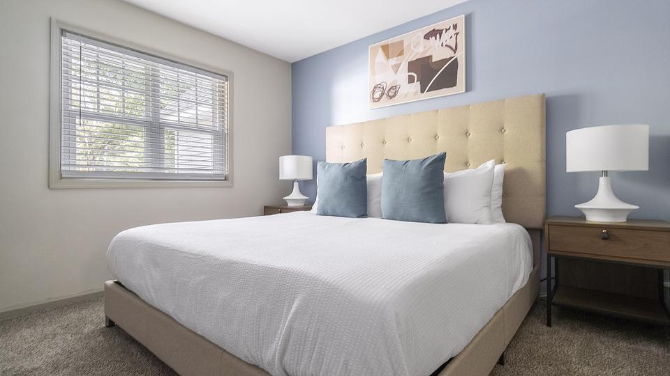 These photos are from another Landing in this building.