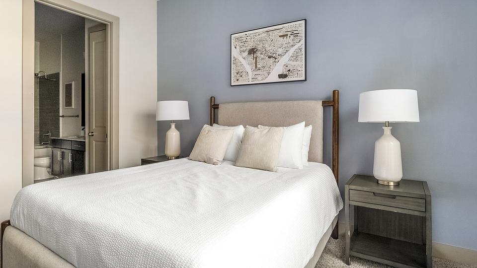 These photos are from another Landing in this building.