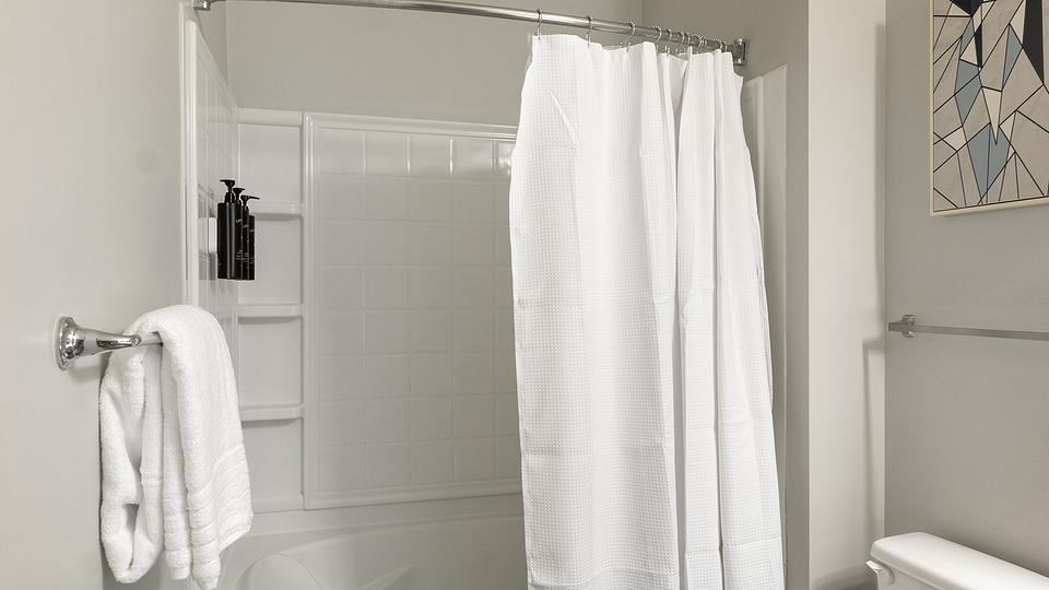 These photos are from another Landing in this building.