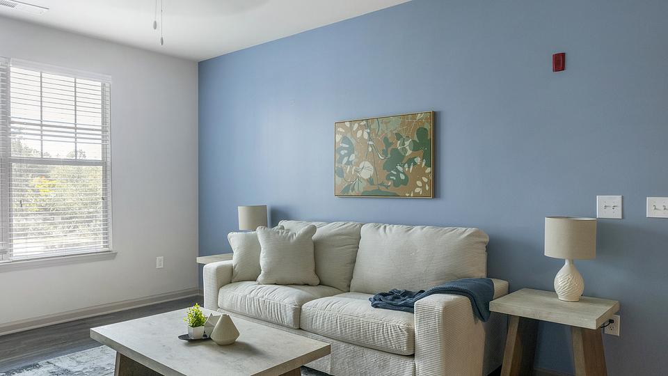 These photos are from another Landing in this building.