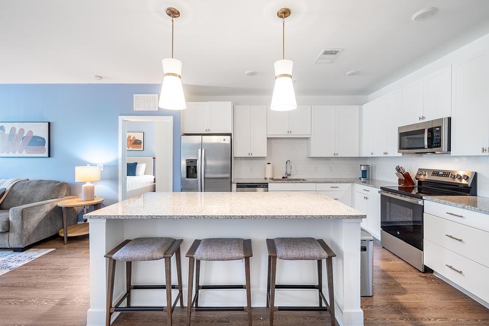 These photos are from another Landing in this building.