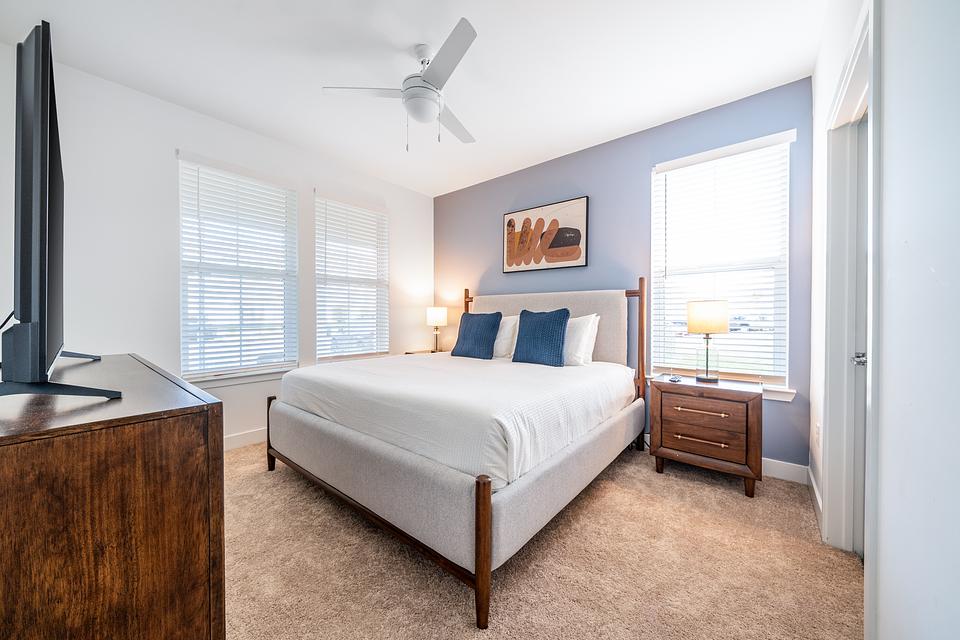 These photos are from another Landing in this building.