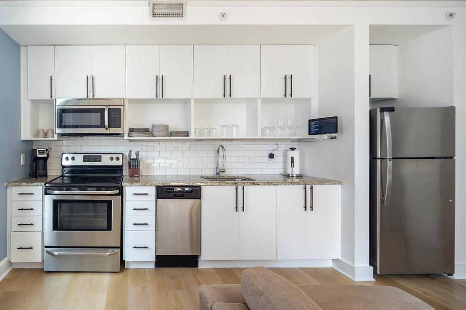 These photos are from another Landing in this building.