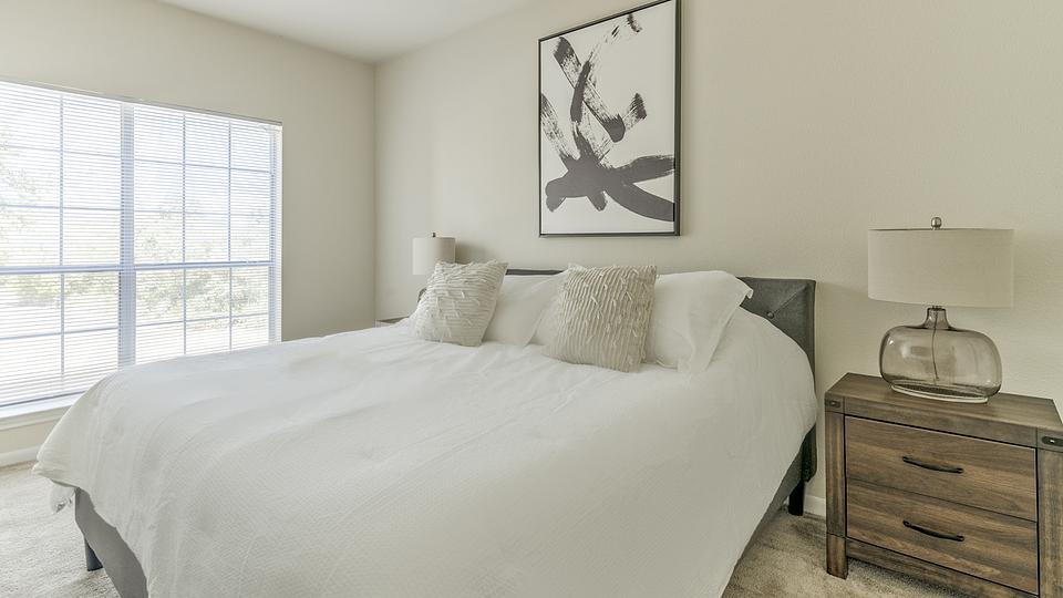 These photos are from another Landing in this building.