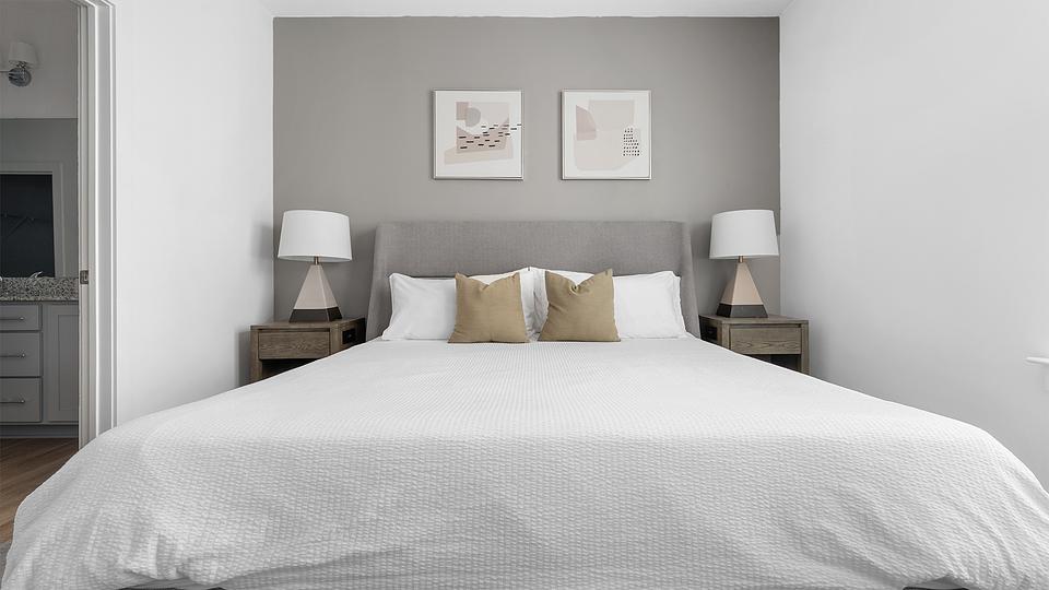 These photos are from another Landing in this building.