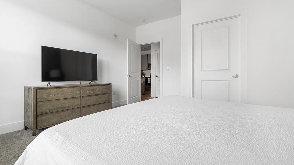 These photos are from another Landing in this building.