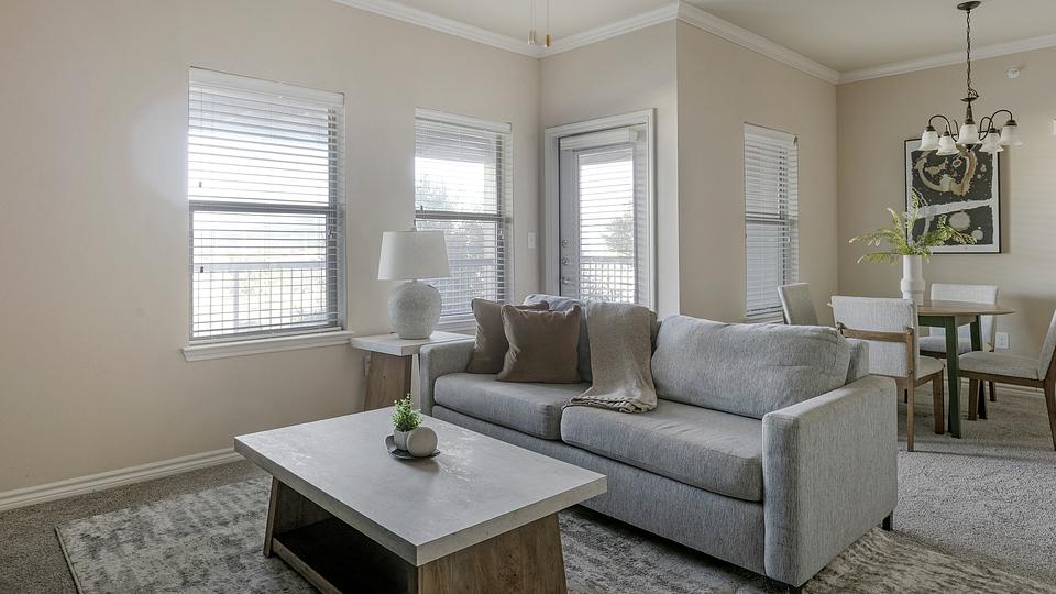 These photos are from another Landing in this building.