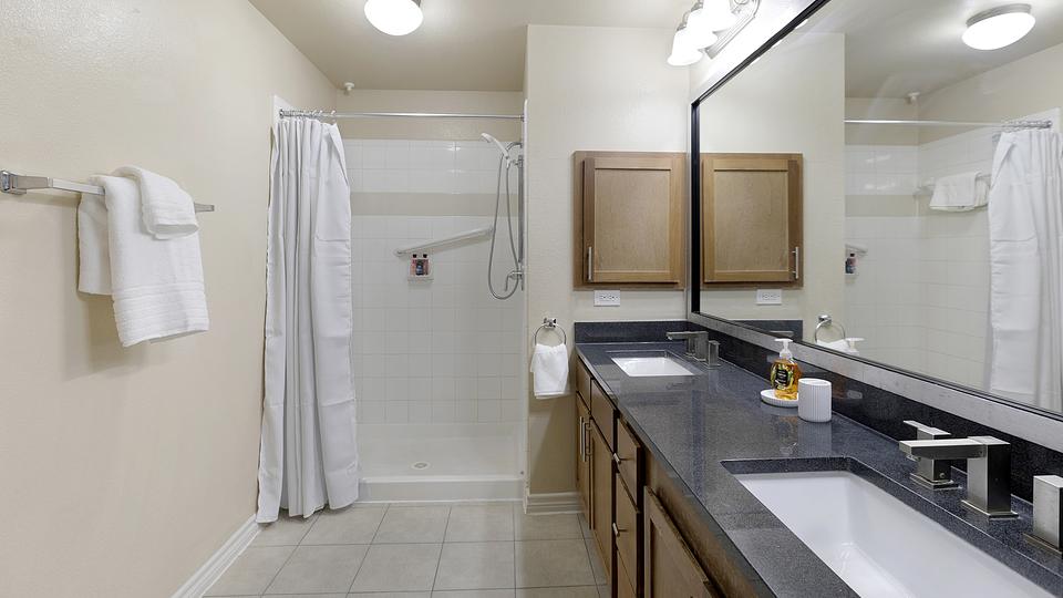 These photos are from another Landing in this building.